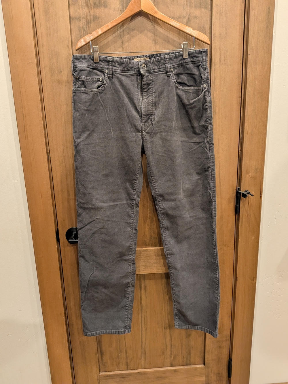 Orvis Five-Pocket Jeans in Charcoal Gray
